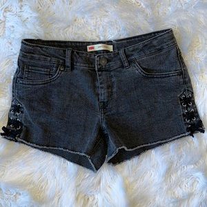 Levi’s shorts